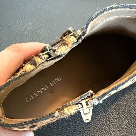 Gianni Bini Cheetah Print Genuine Leather Ankle Booties with zippers size 8.5 - Picture 7 of 11